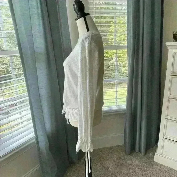 We The Free, Free People White Top XS Tie at Waist and Sleeves Long Sleeves - Picture 9 of 10